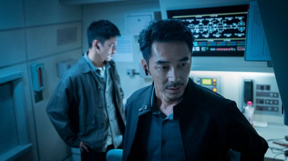 ‘96 Phút Sinh Tử’ – Sai một ly, mất cả dặm