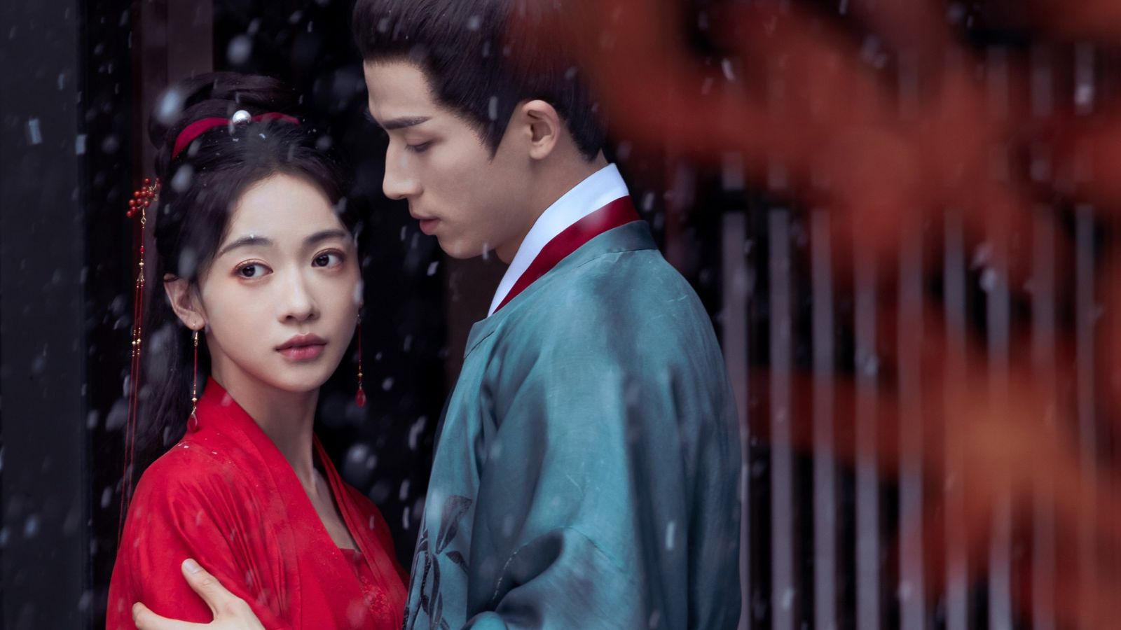 "Mặc Vũ Vân Gian" - Đóa hoa tàn rồi lại vươn cao trong màn mưa