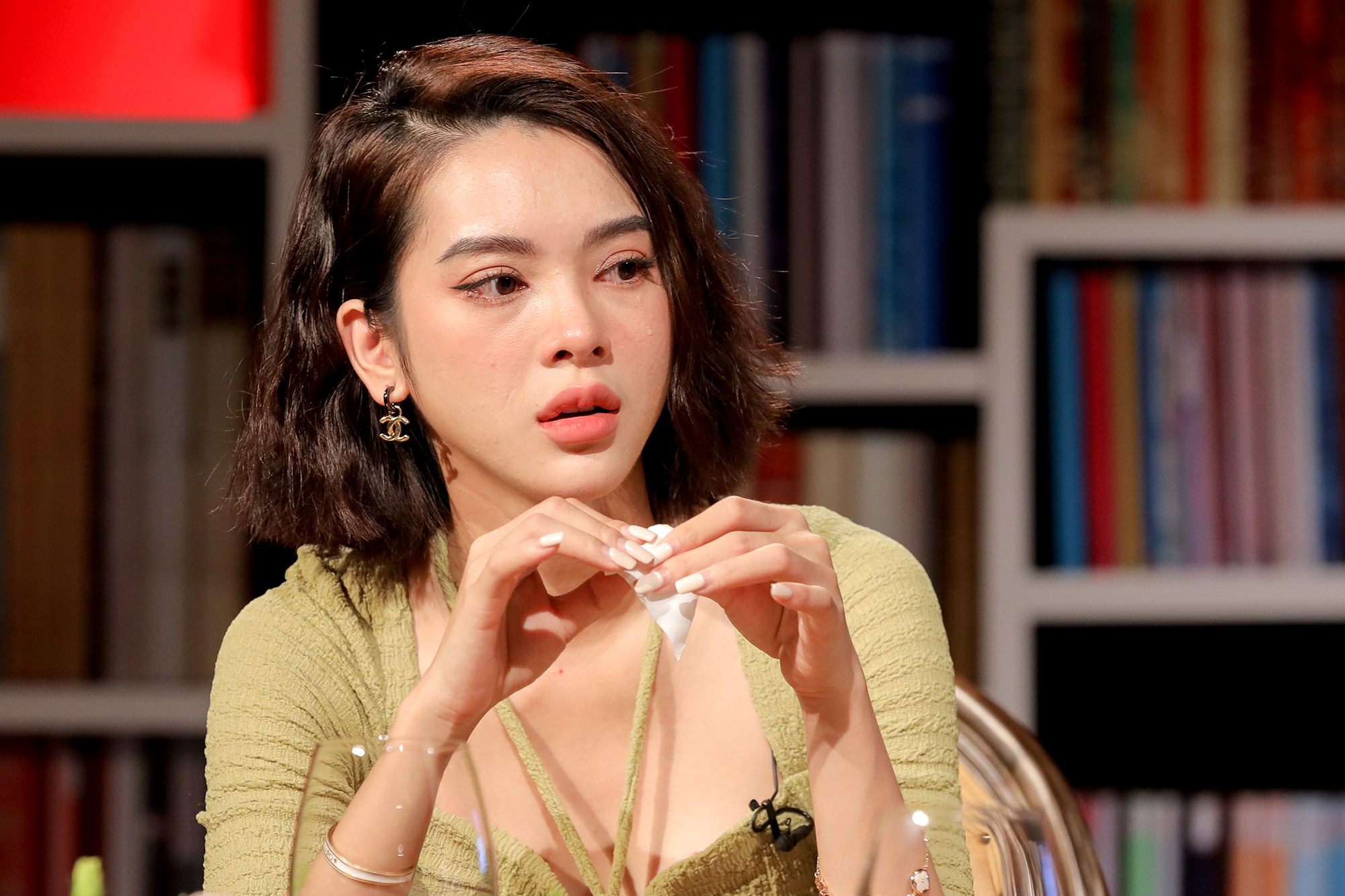 Câu chuyện tình cảm nhiều khó khăn của Quỳnh Lương