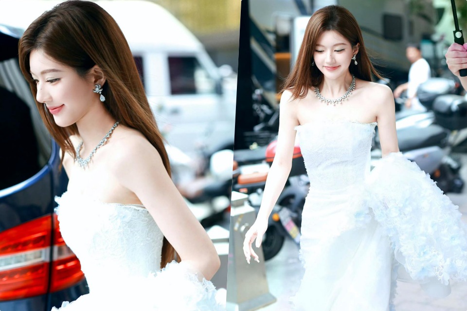 Váy cưới đặc biệt của “cô dâu” Triệu Lộ Tư