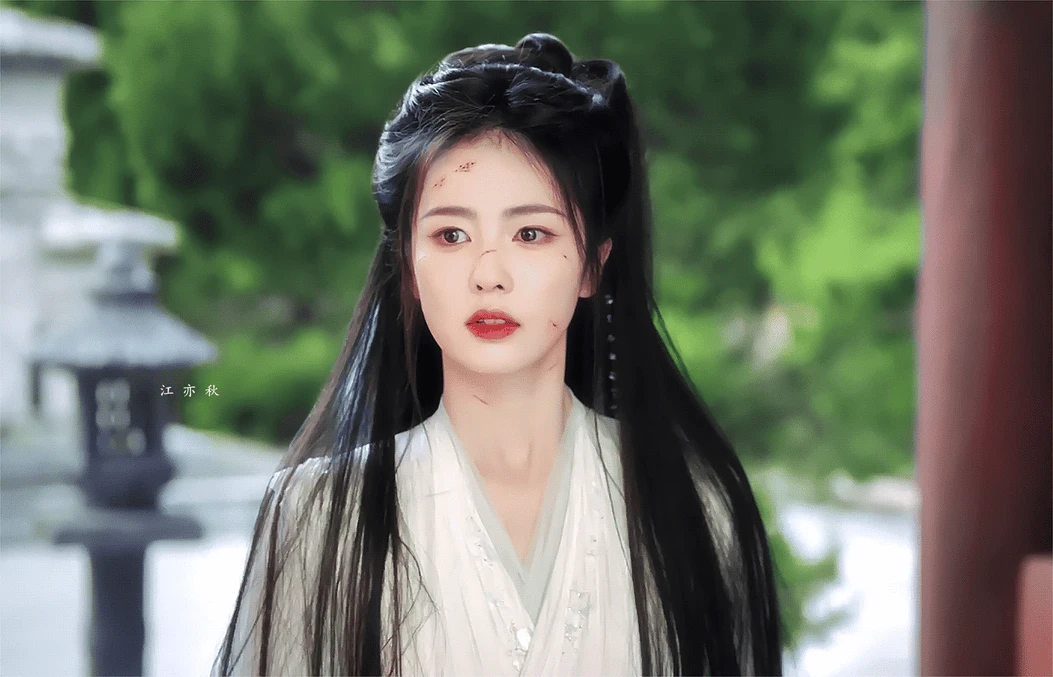 Bạch Lộc – nữ thần cổ trang và sự nghiệp thăng hoa