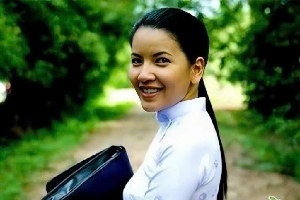 Diễn viên Ngọc Trinh trong Mùi Ngò Gai