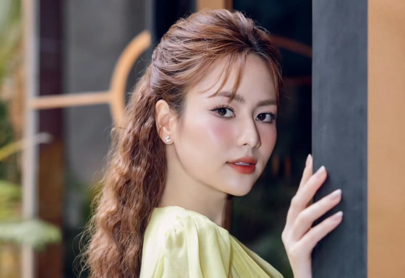 diễn viên Việt Hoa