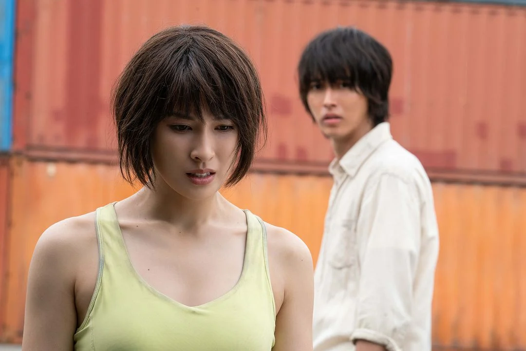 Kento Yamazaki và Tao Tsuchiya chạm đến đỉnh cao cảm xúc