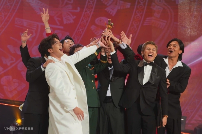 “Mưa đỏ” – Phim chiến tranh Việt Nam làm nên lịch sử tại Liên hoan phim 2025